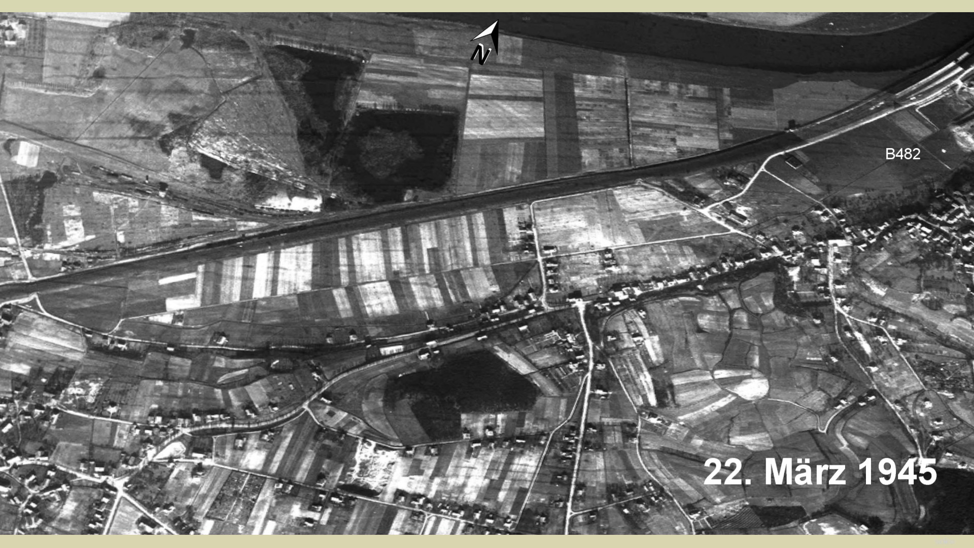 1945